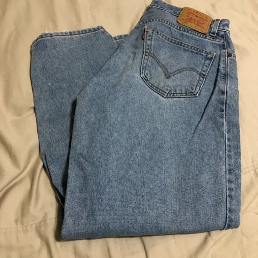 Vintage Levi’s 560 comfort fit Classic Blue Men's 33x30 Jeans
